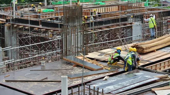 Black Film Faced Plywood Marine Construction Formwork Phenolic Board